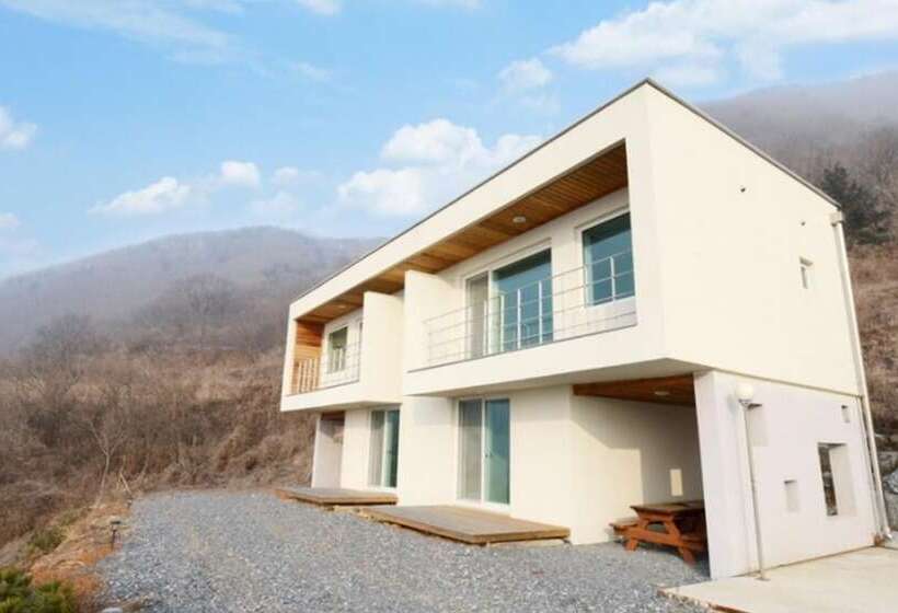 Danyang Avichae Pension