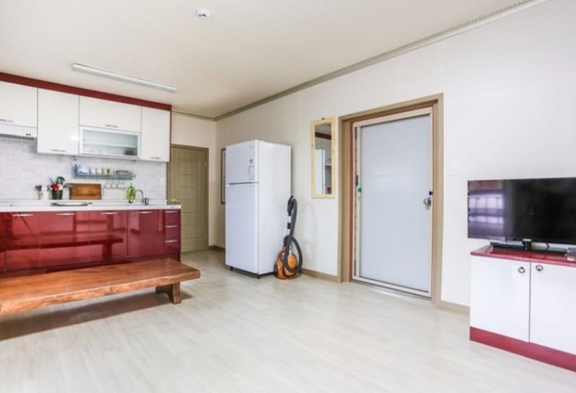 Danyang Blue Pension