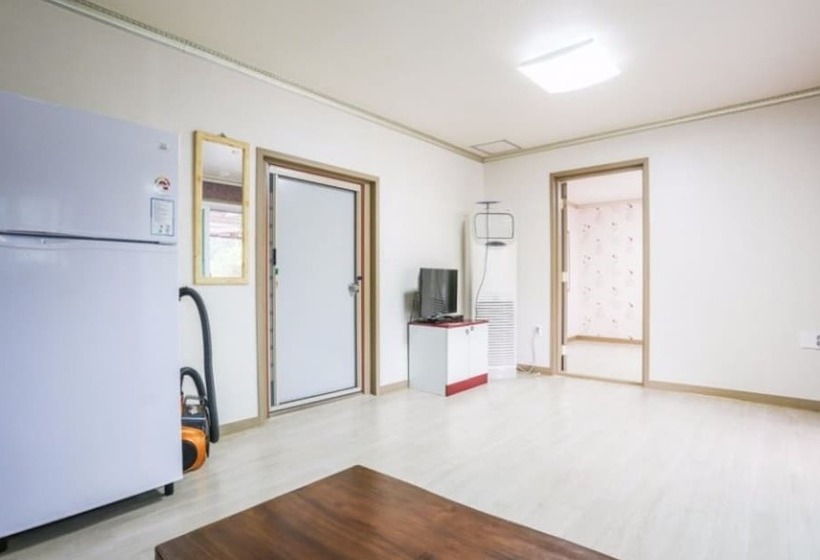 Danyang Blue Pension