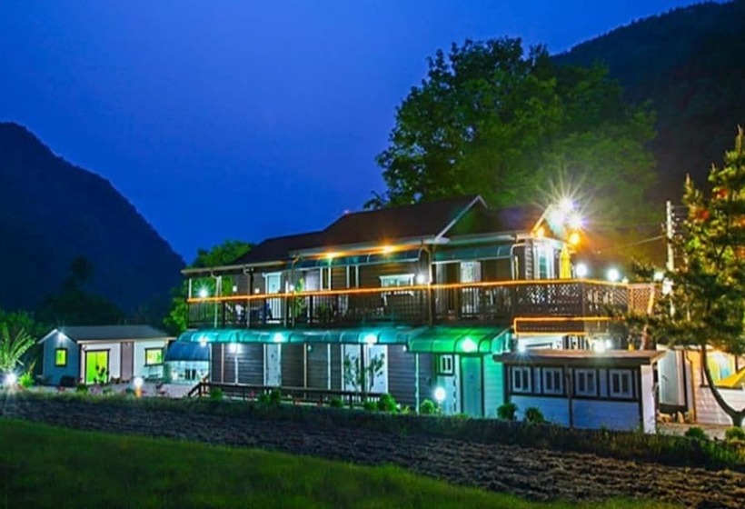 Danyang Cheonnyeonbawi Pension