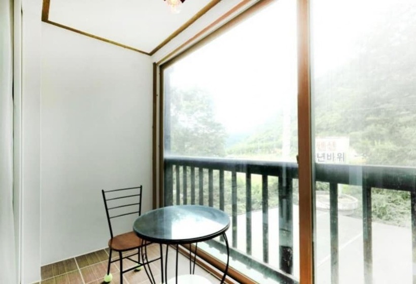 Danyang Cheonnyeonbawi Pension