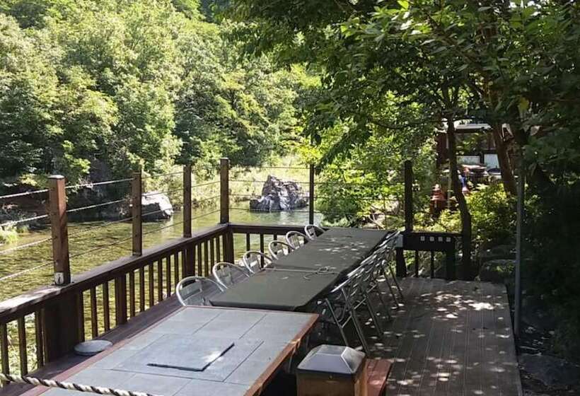 Danyang Eowoolim Pension