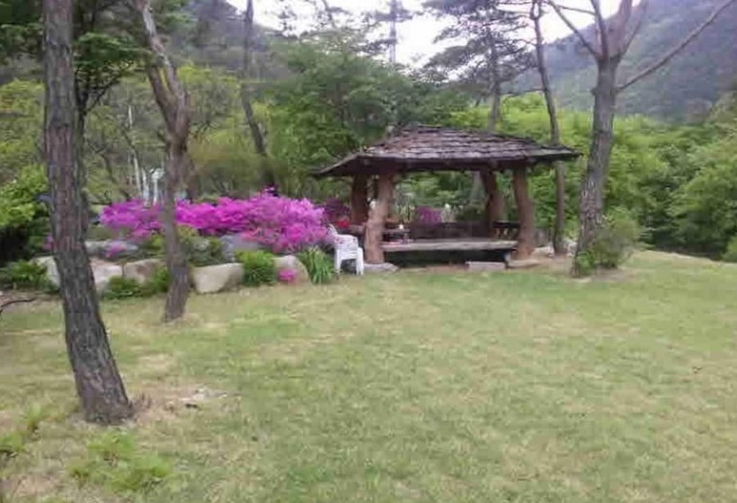 Danyang Eowoolim Pension