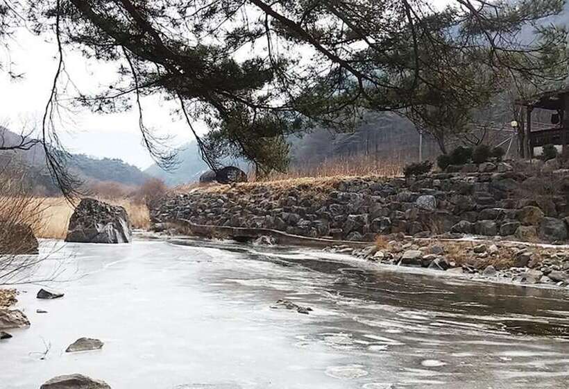 Danyang Eowoolim Pension