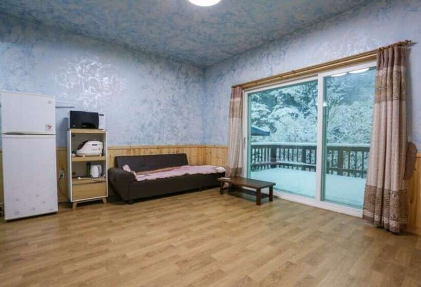 Danyang Honggane Pension