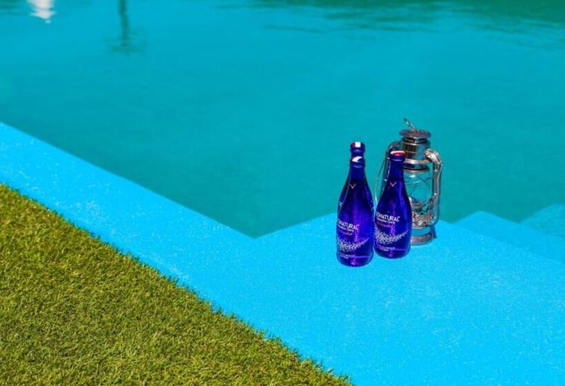 Danyang Le Blanc Pension