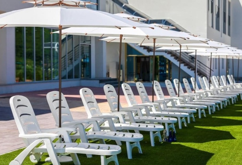 Danyang Le Blanc Pension