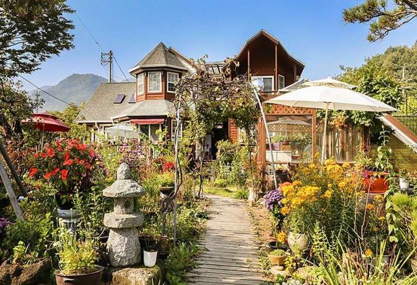 Danyang Sainam Landscape Pension