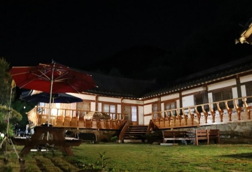 Danyang Danyangjeong Hanok Pension