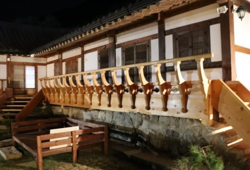 Danyang Danyangjeong Hanok Pension