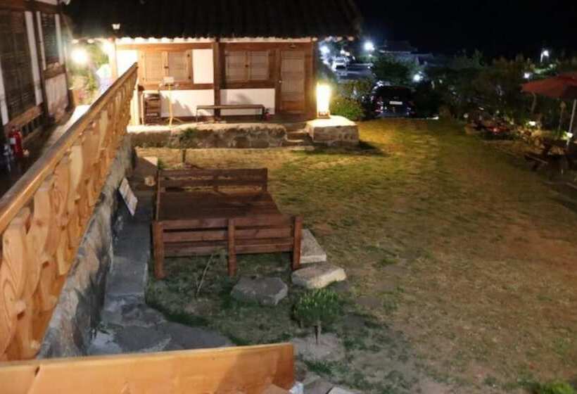 Danyang Danyangjeong Hanok Pension