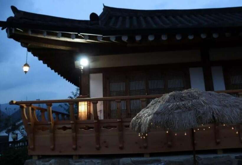 Danyang Danyangjeong Hanok Pension