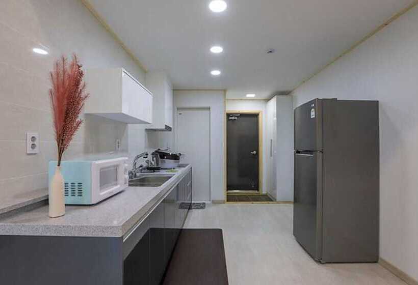 Danyang The Valley Pension