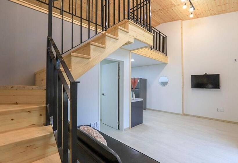 Danyang The Valley Pension