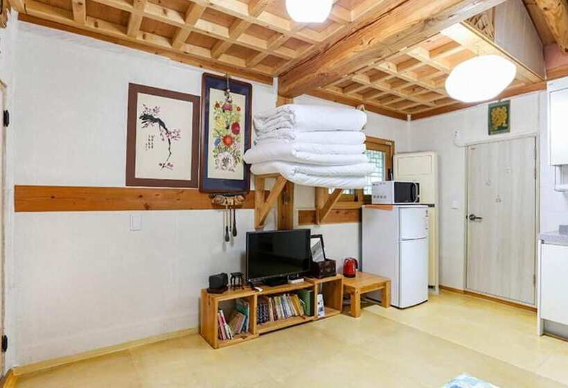 Danyang Woosanjeongsa Hanok Pension