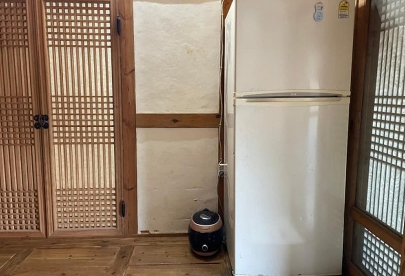 Gangjin Dahyang Sochuk Hanok Pension