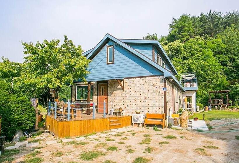 Gangneung Clay House Pension