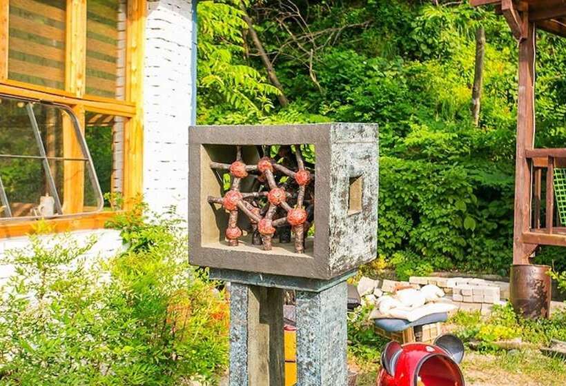 Gangneung Clay House Pension