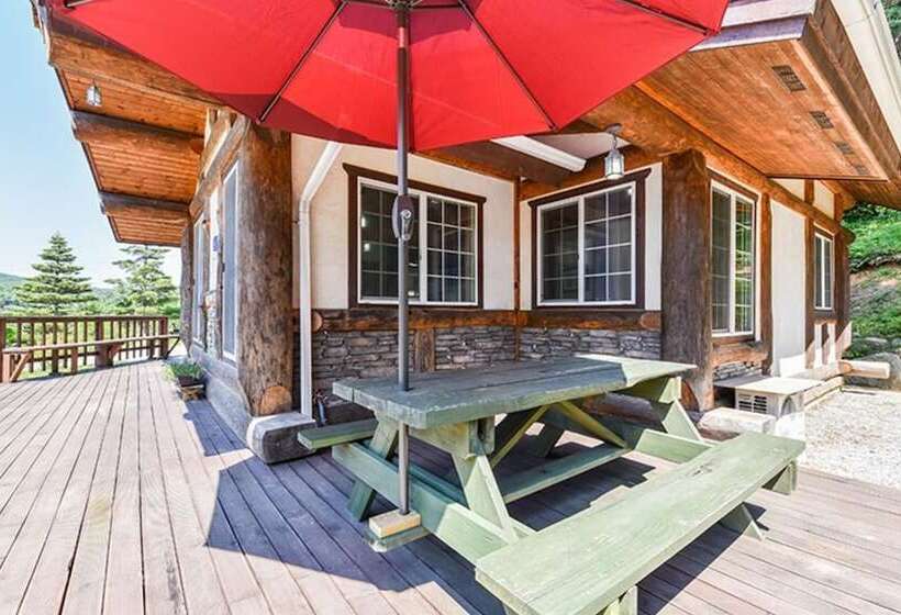 Gangneung Nuri Maru Pension