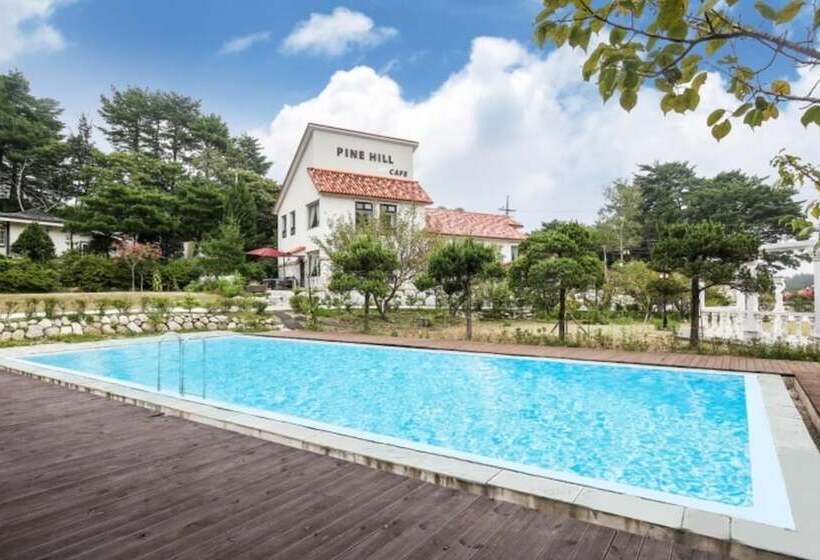 Gangneung Pine Hill Pension