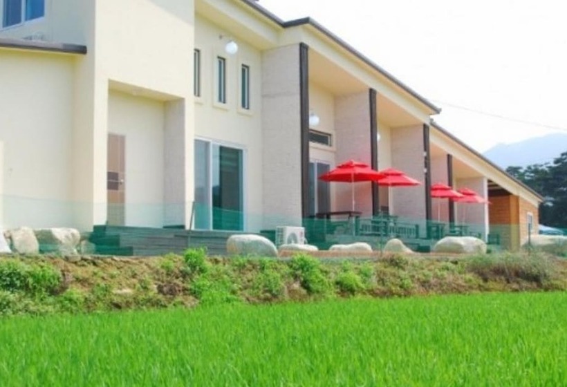 Gangneung Tyche House Pension