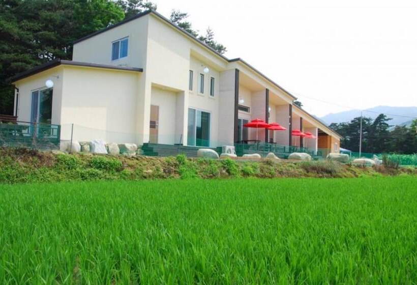 Gangneung Tyche House Pension