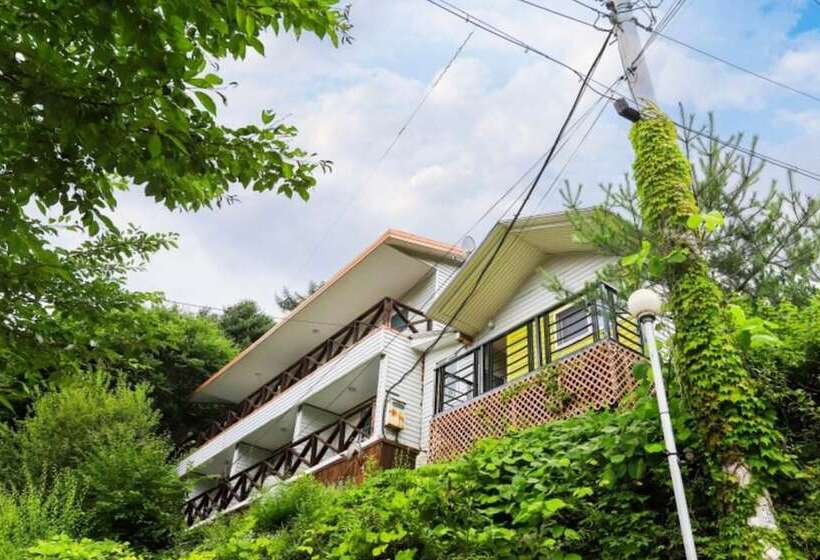 Gapyeong Chueok Mandeulgi Pension
