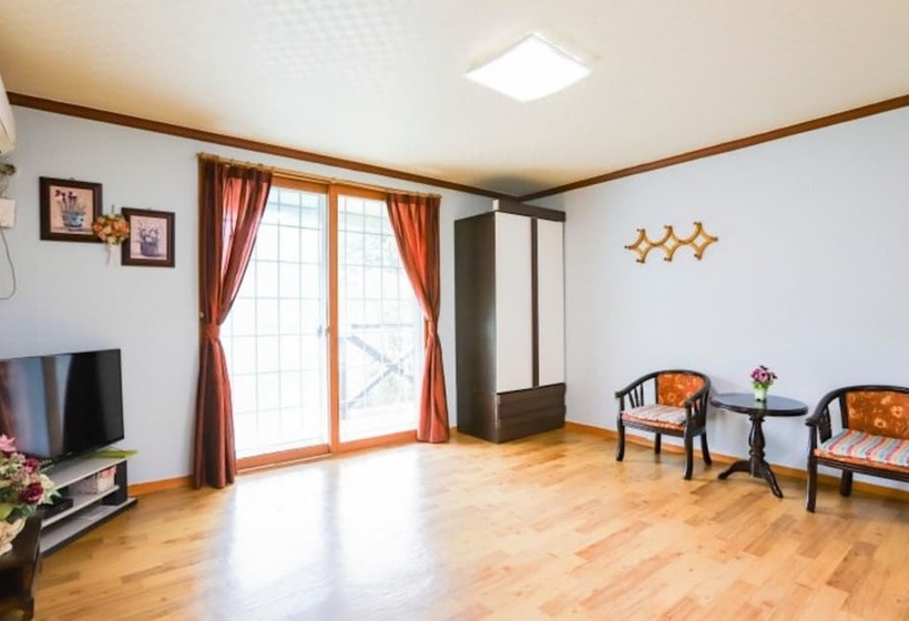 Gapyeong Chueok Mandeulgi Pension