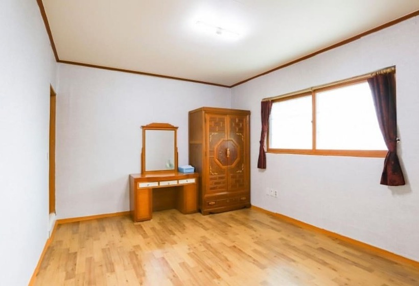 Gapyeong Chueok Mandeulgi Pension