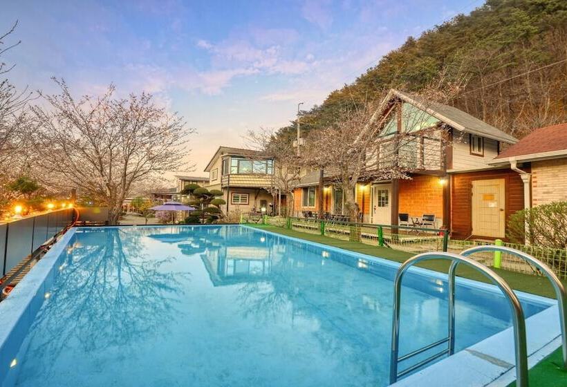 Gapyeong Ebenzer Pension