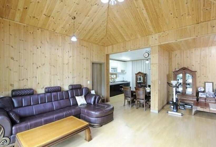 Gapyeong Gangsibong Mirinae Pension