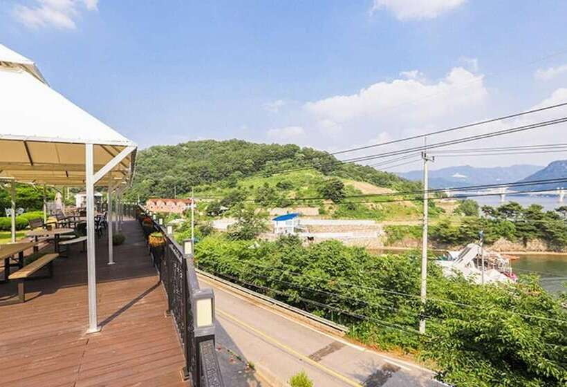 Gapyeong Lake Terrace Pension