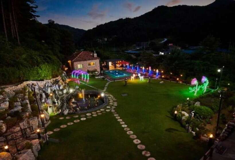 Gapyeong Min House Pension