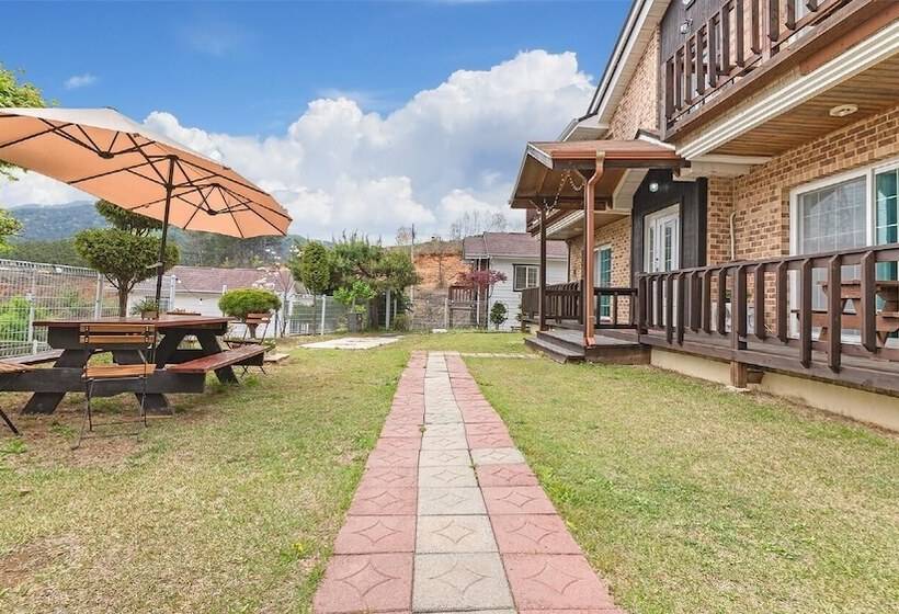 Gapyeong Peulrei38 Pension