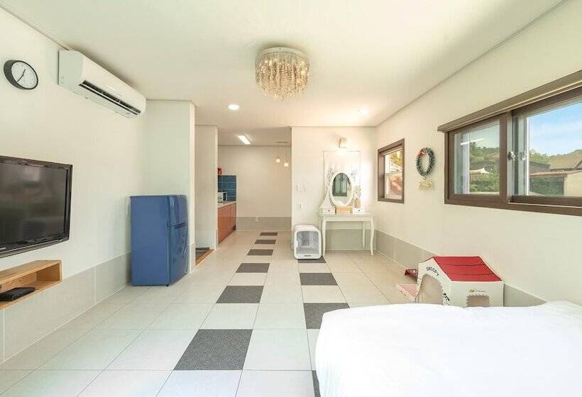 Gapyeong Beilli Pet Pool Villa Pension