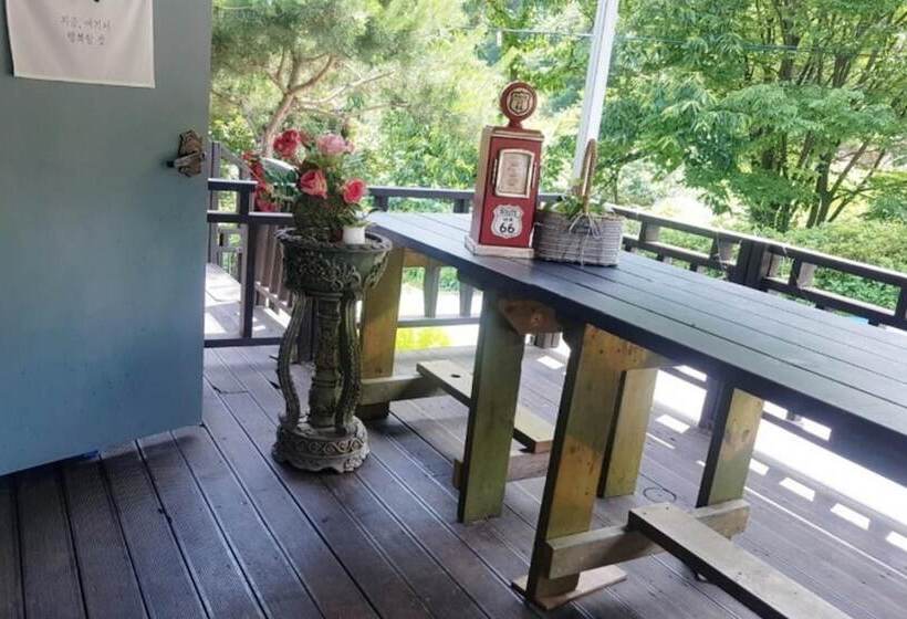 Gapyeong Supeuro Ganeungil Pension