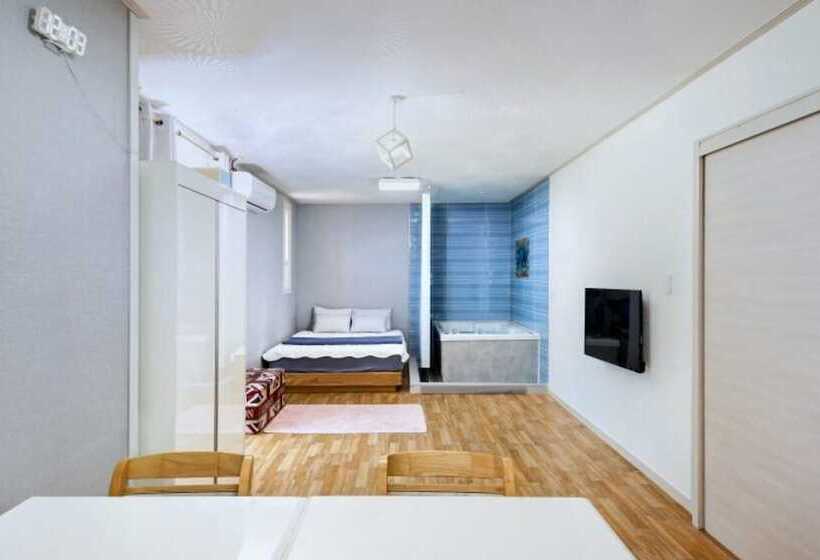 Spa Pension In The Forest Of Gapyeong