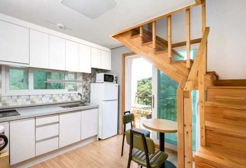 Spa Pension In The Forest Of Gapyeong