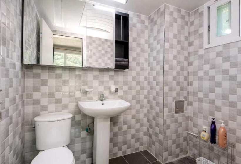 Spa Pension In The Forest Of Gapyeong