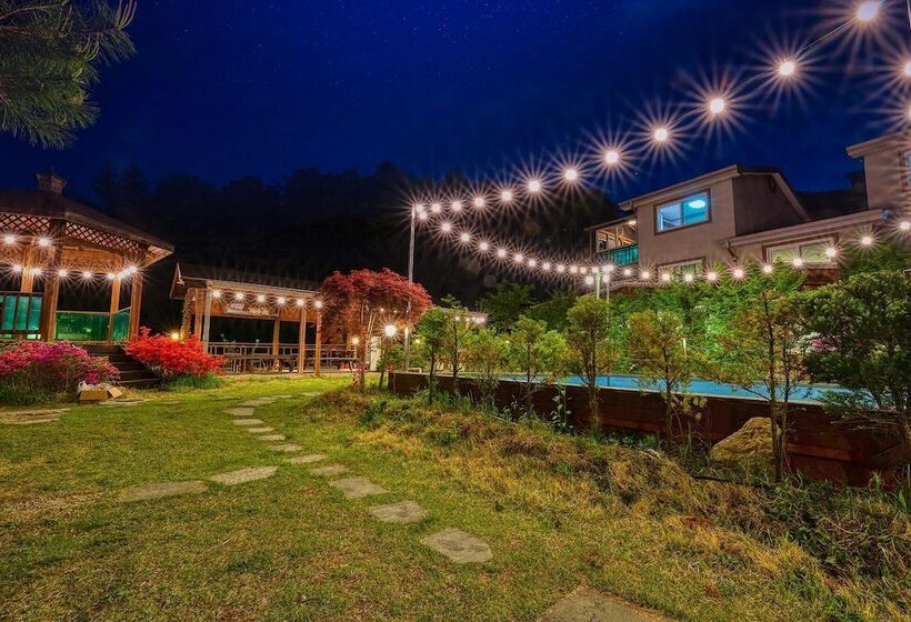 Gapyeong Swimteo Pet Pension