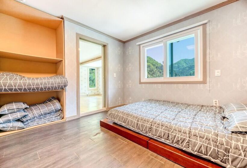 Gapyeong Swimteo Pet Pension