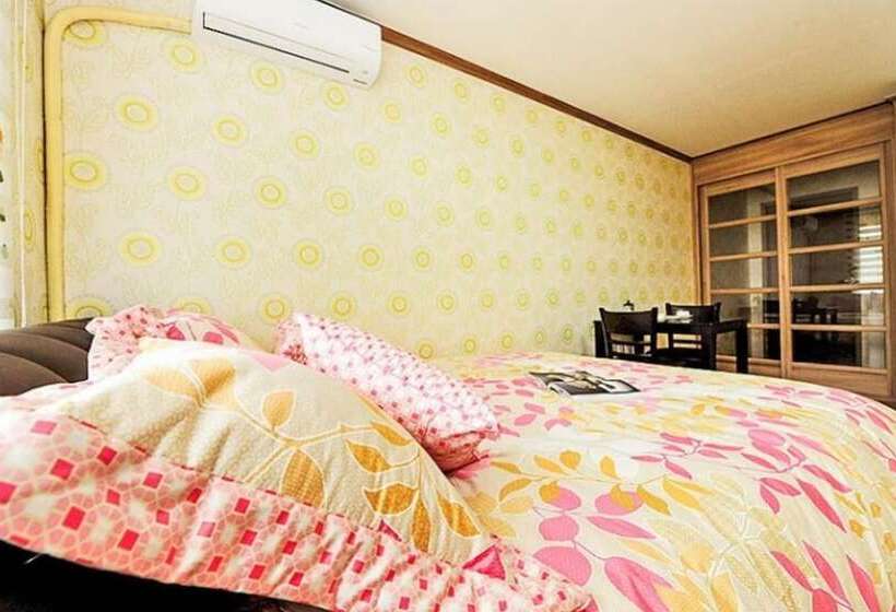 Gapyeong Woonak Four Seasons Pension