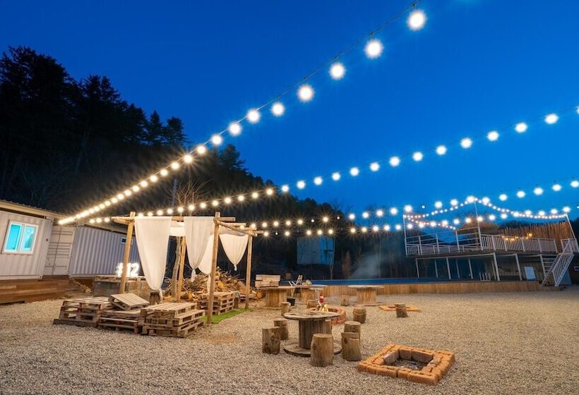 Gapyeong Yeoldudal Spapension&camping