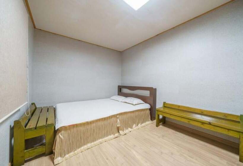 Gapyeong Yumyeong Mountain Pension