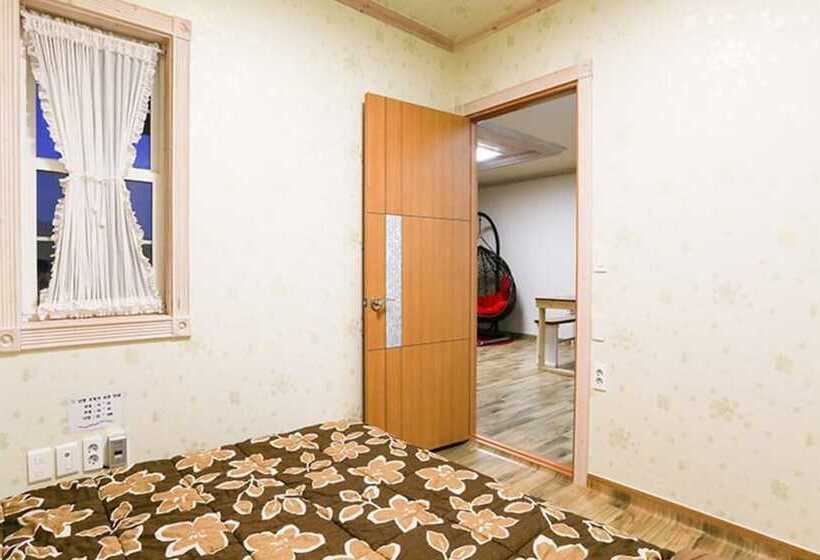 Geochang Time Stay Pension
