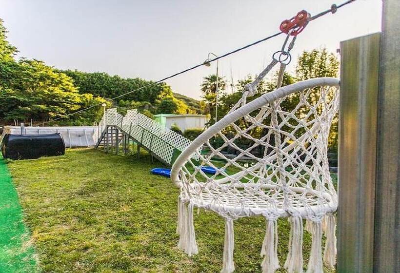 Geoje Rockspa Pension