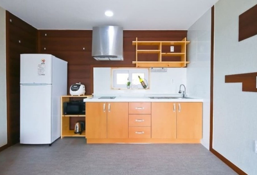 Geojedo Daehyang Pension