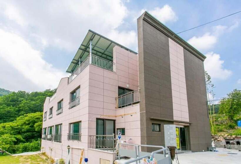 Gimhae Solar House Pension