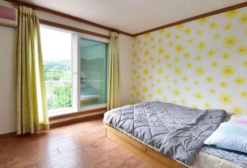 Goesan Hwayang Gyegok Gangaae Pension