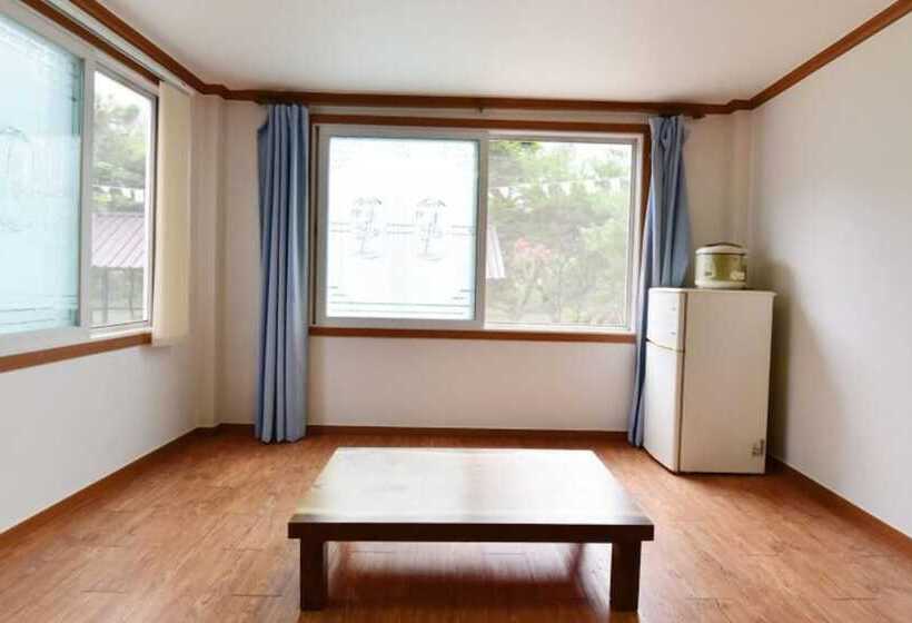 Goesan Hwayang Gyegok Gangaae Pension